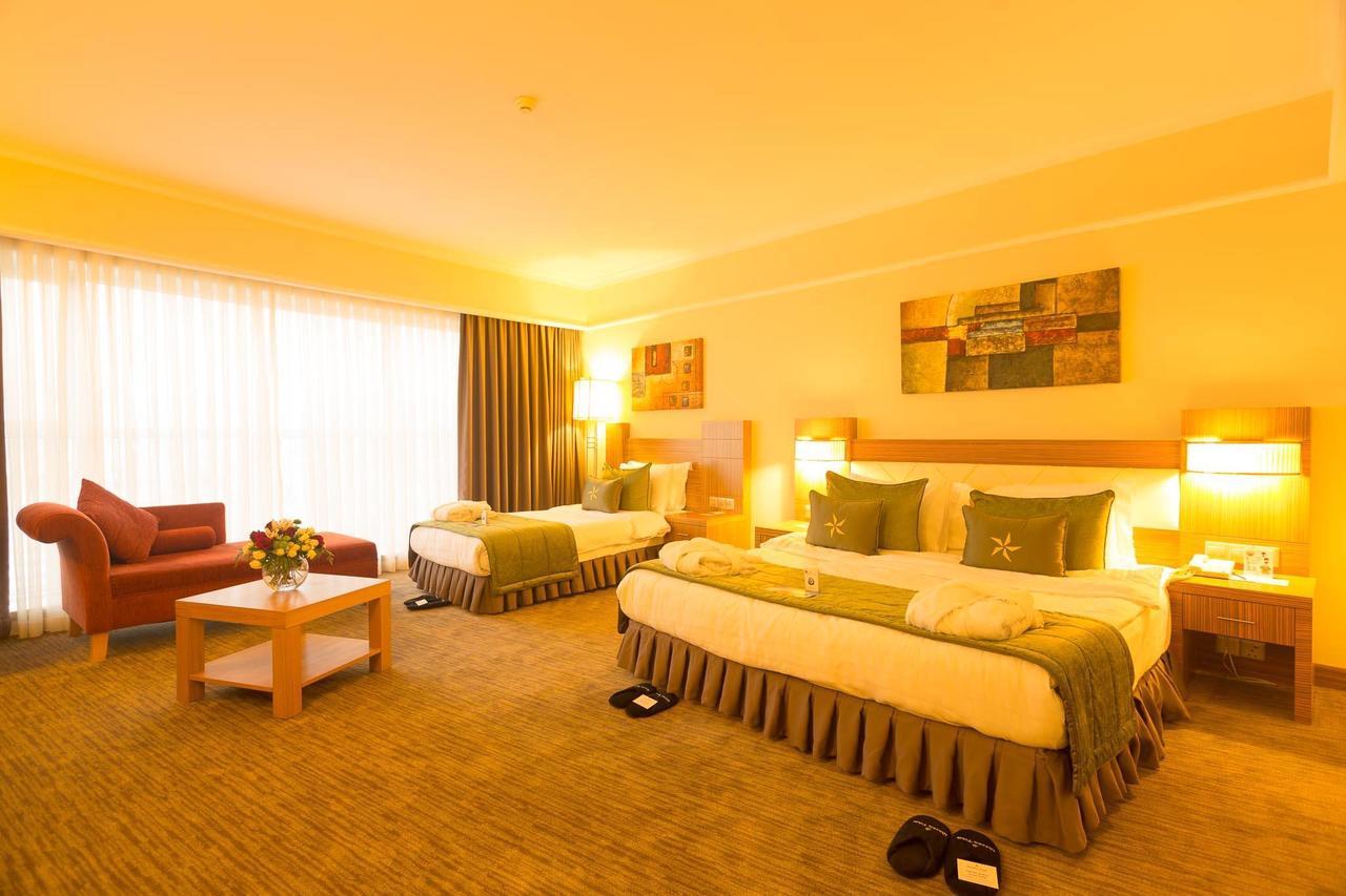 Grand Pasha Luxury Central Nicosia Hotel & Casino Екстер'єр фото