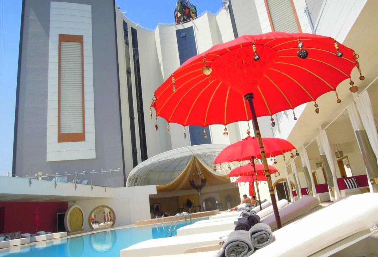 Grand Pasha Luxury Central Nicosia Hotel & Casino Екстер'єр фото