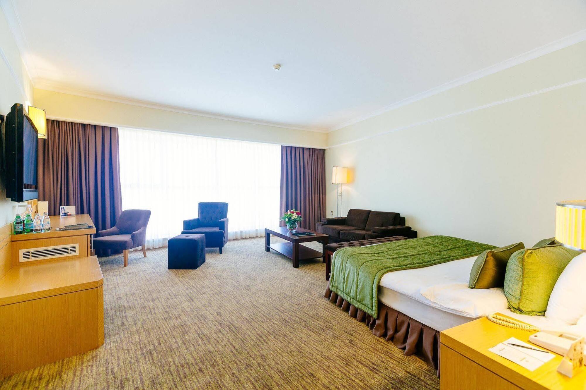 Grand Pasha Luxury Central Nicosia Hotel & Casino Екстер'єр фото