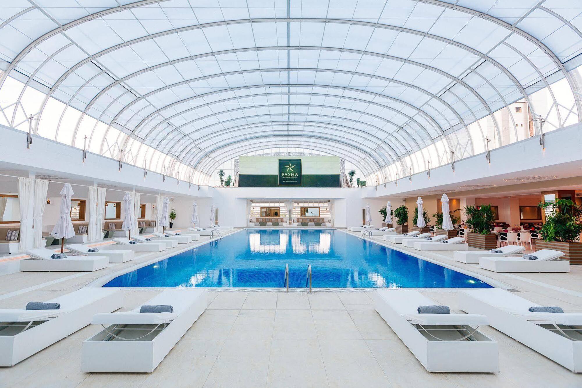 Grand Pasha Luxury Central Nicosia Hotel & Casino Екстер'єр фото